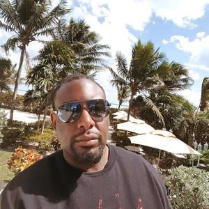 Meet your Posher, Andre